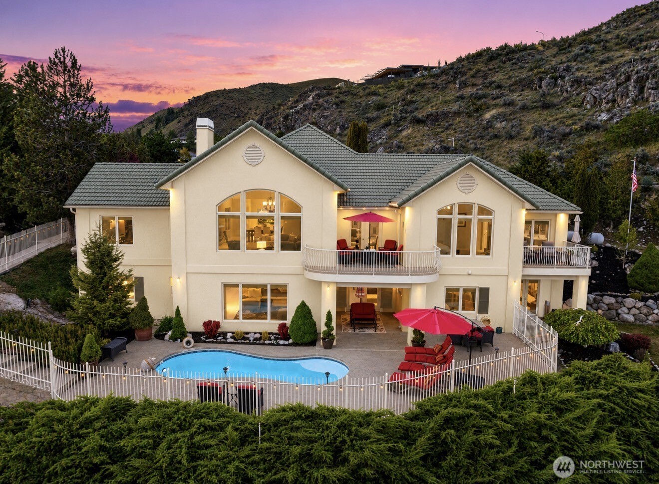main property photo 0