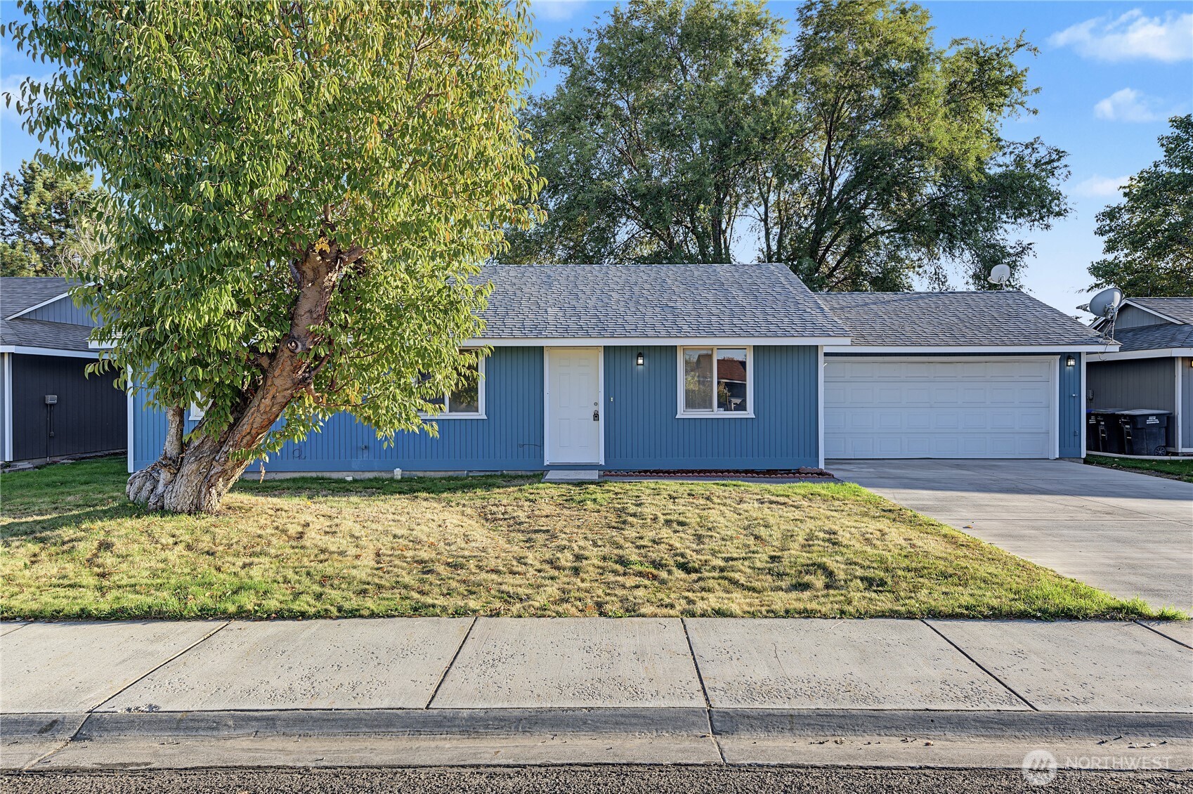 main property photo 0