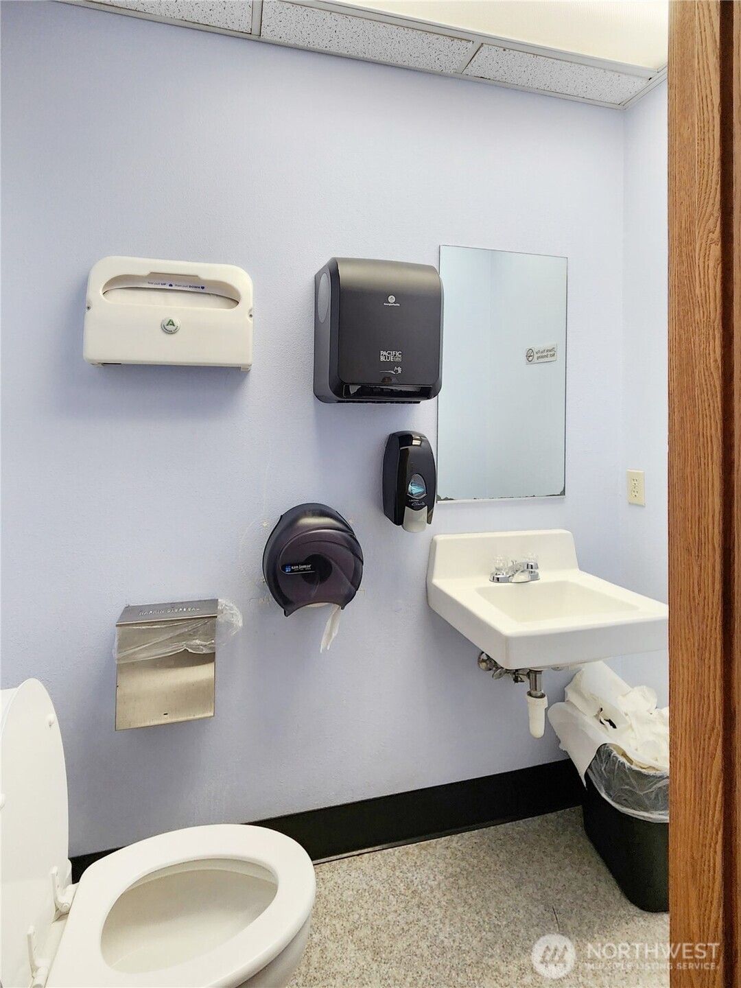 main property photo 19