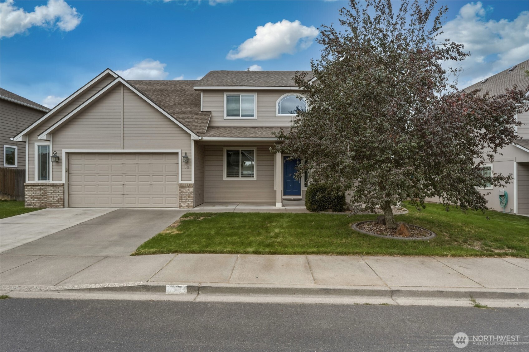 main property photo 0