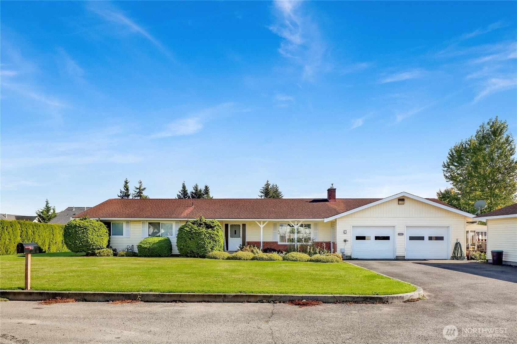 main property photo 0