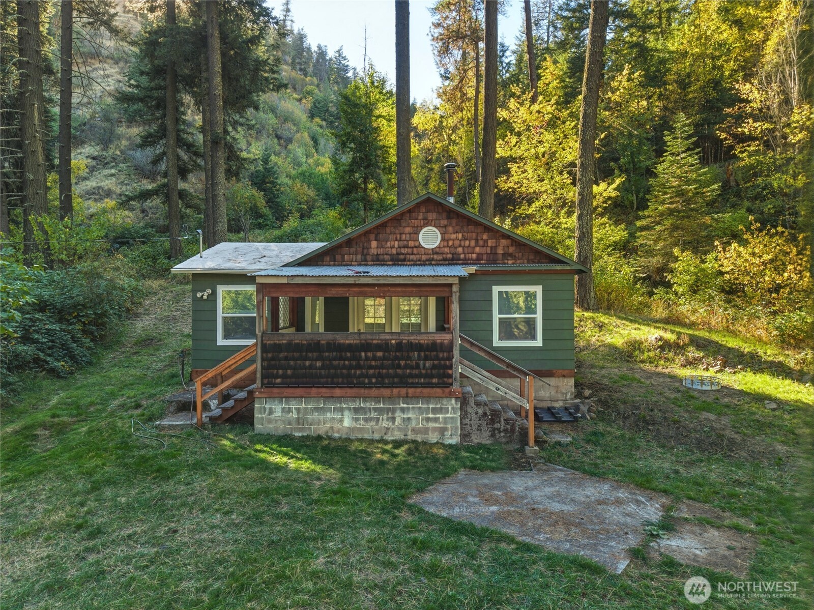 main property photo 0
