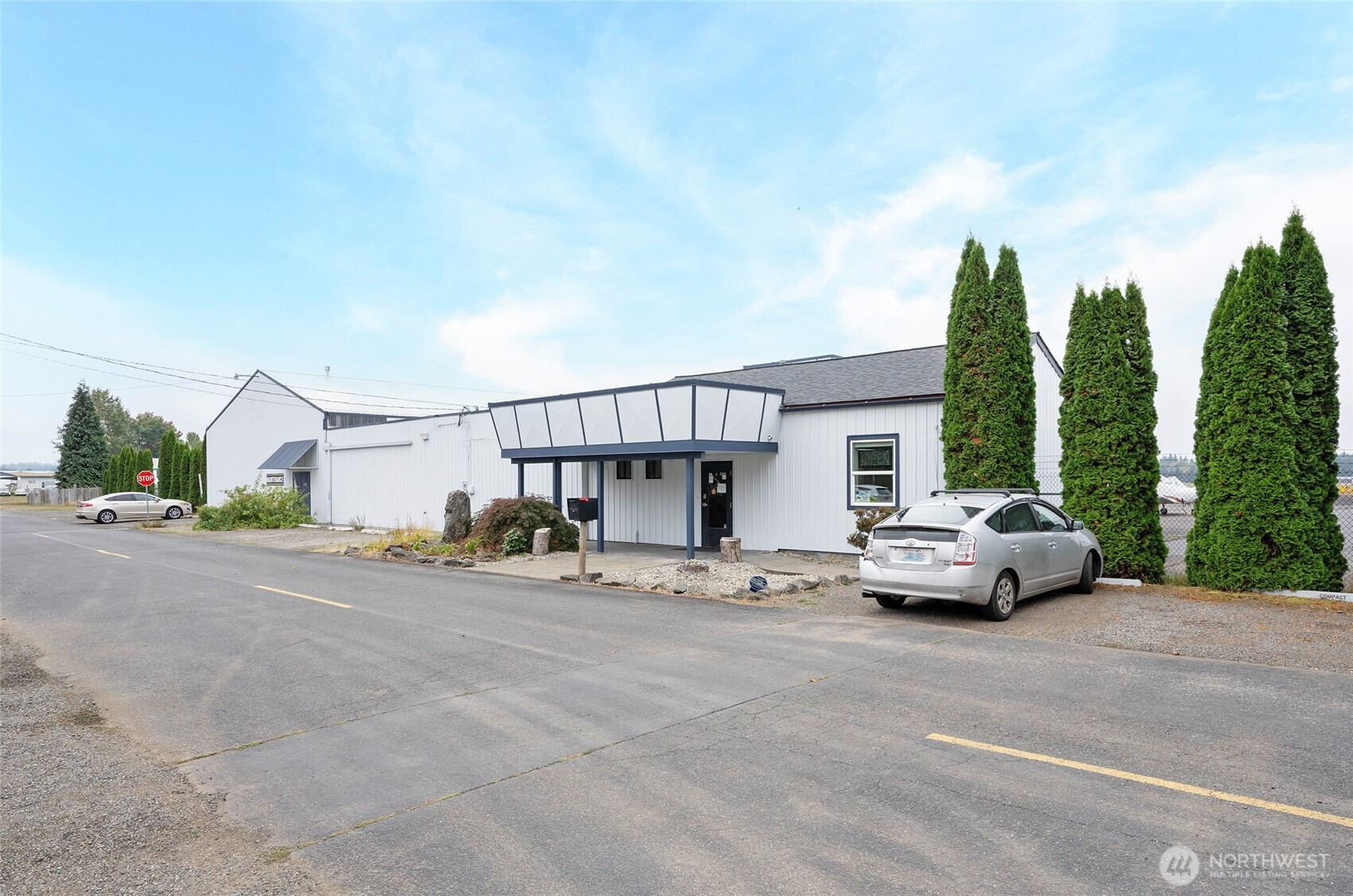 main property photo 12