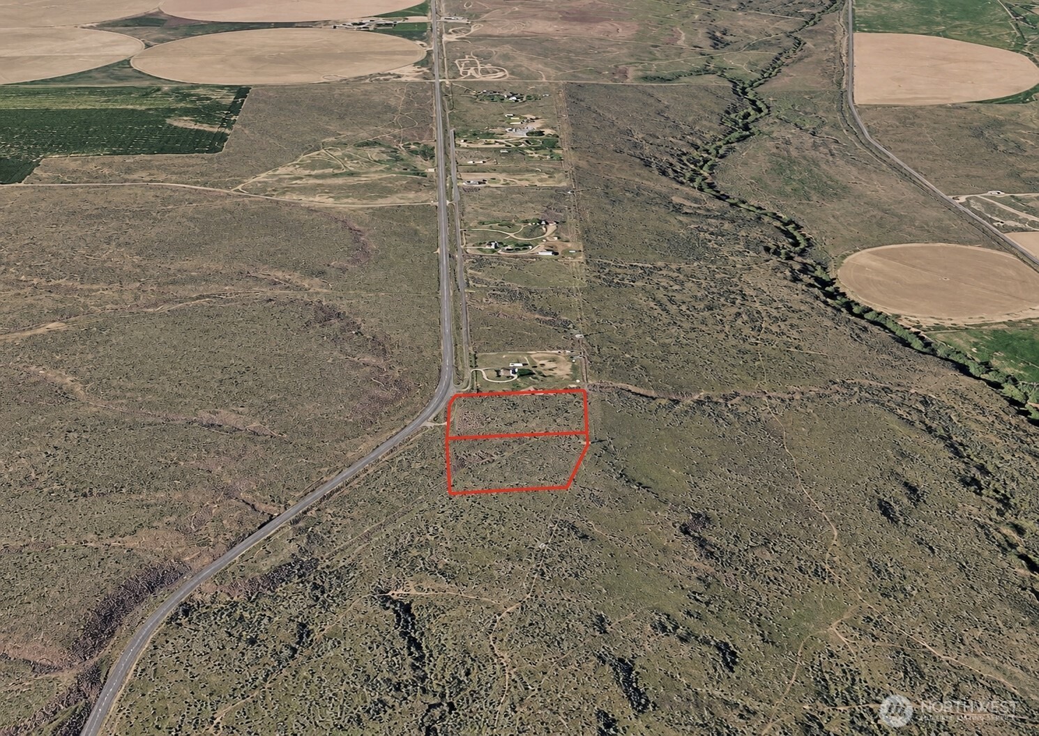 main property photo 19