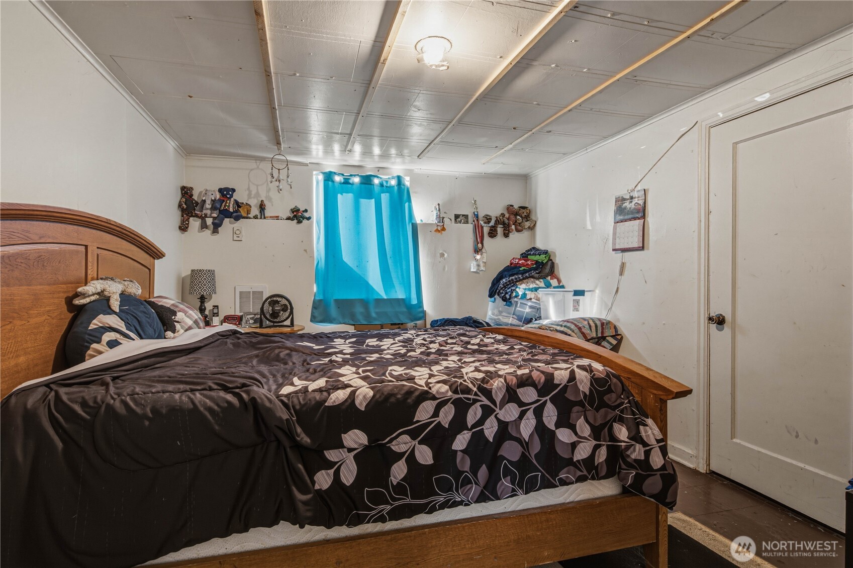 main property photo 34