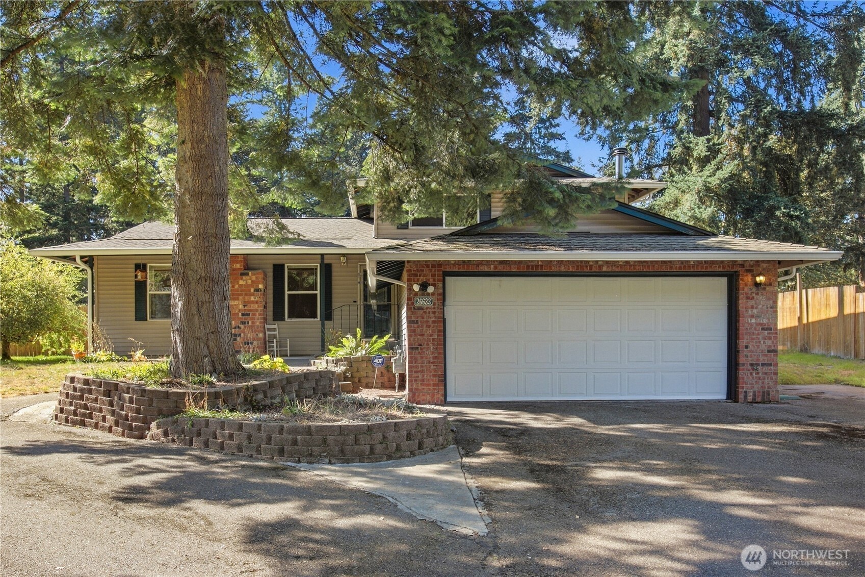main property photo 0