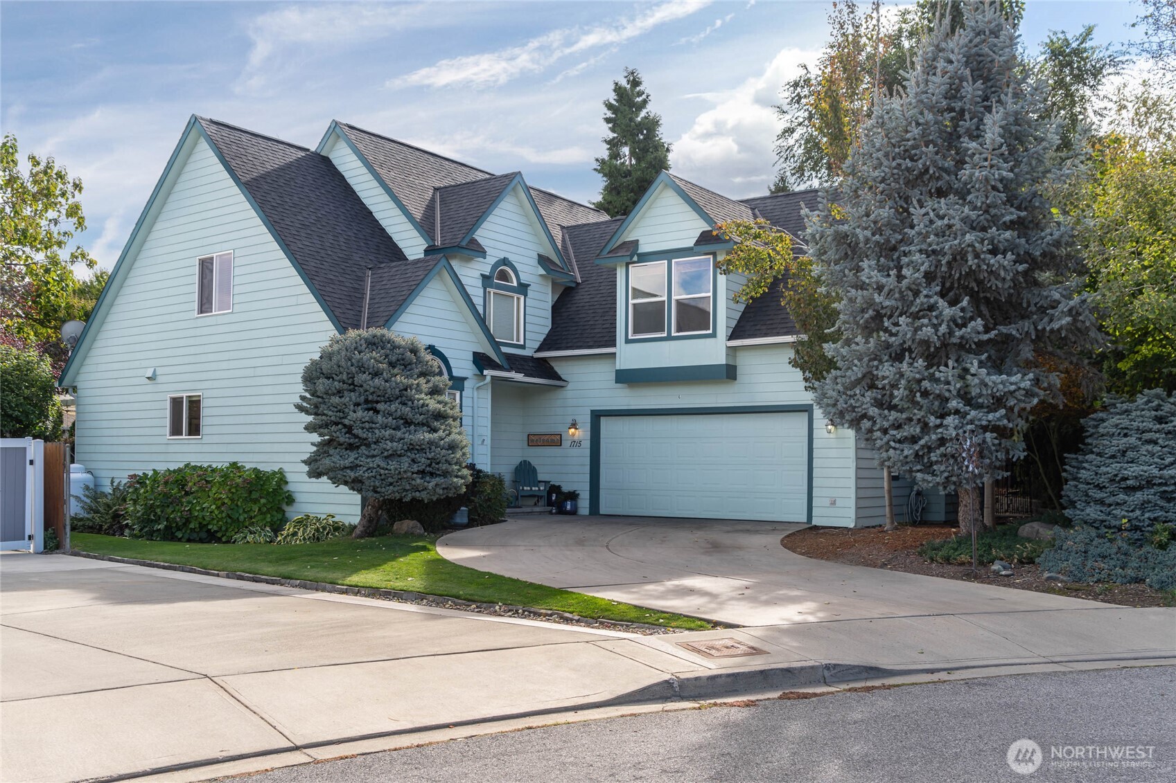 main property photo 0