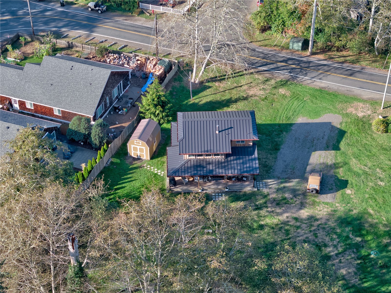 main property photo 28