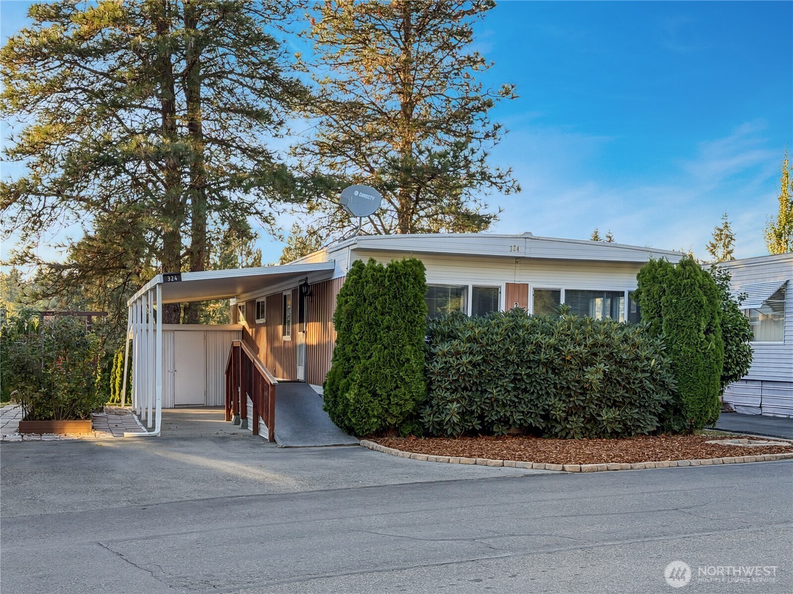 main property photo 0