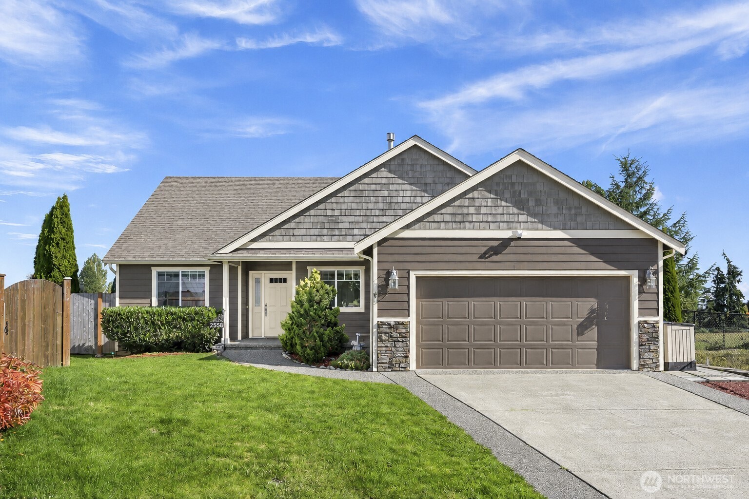 main property photo 0