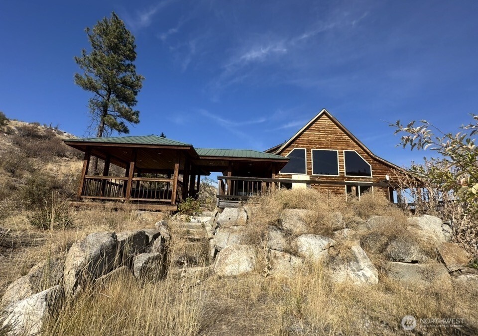 main property photo 5