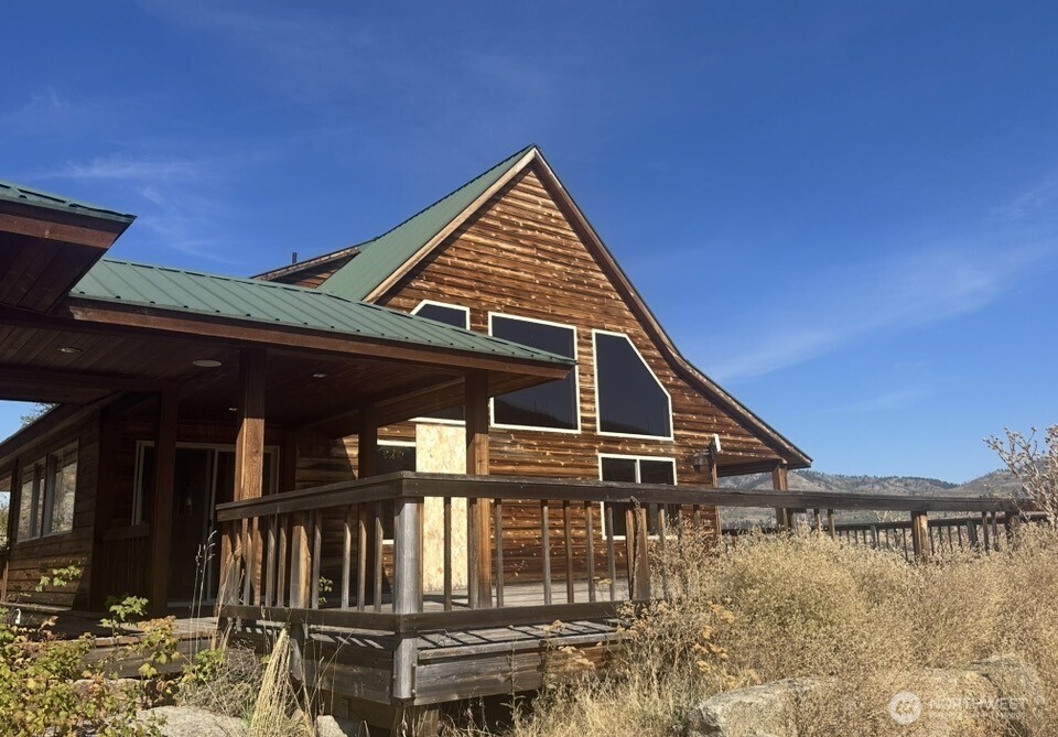 main property photo 6