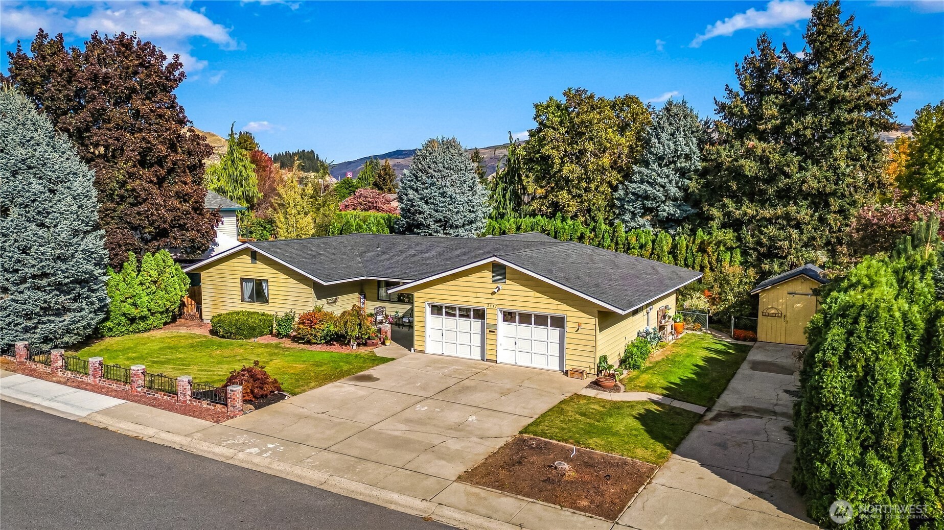 main property photo 0