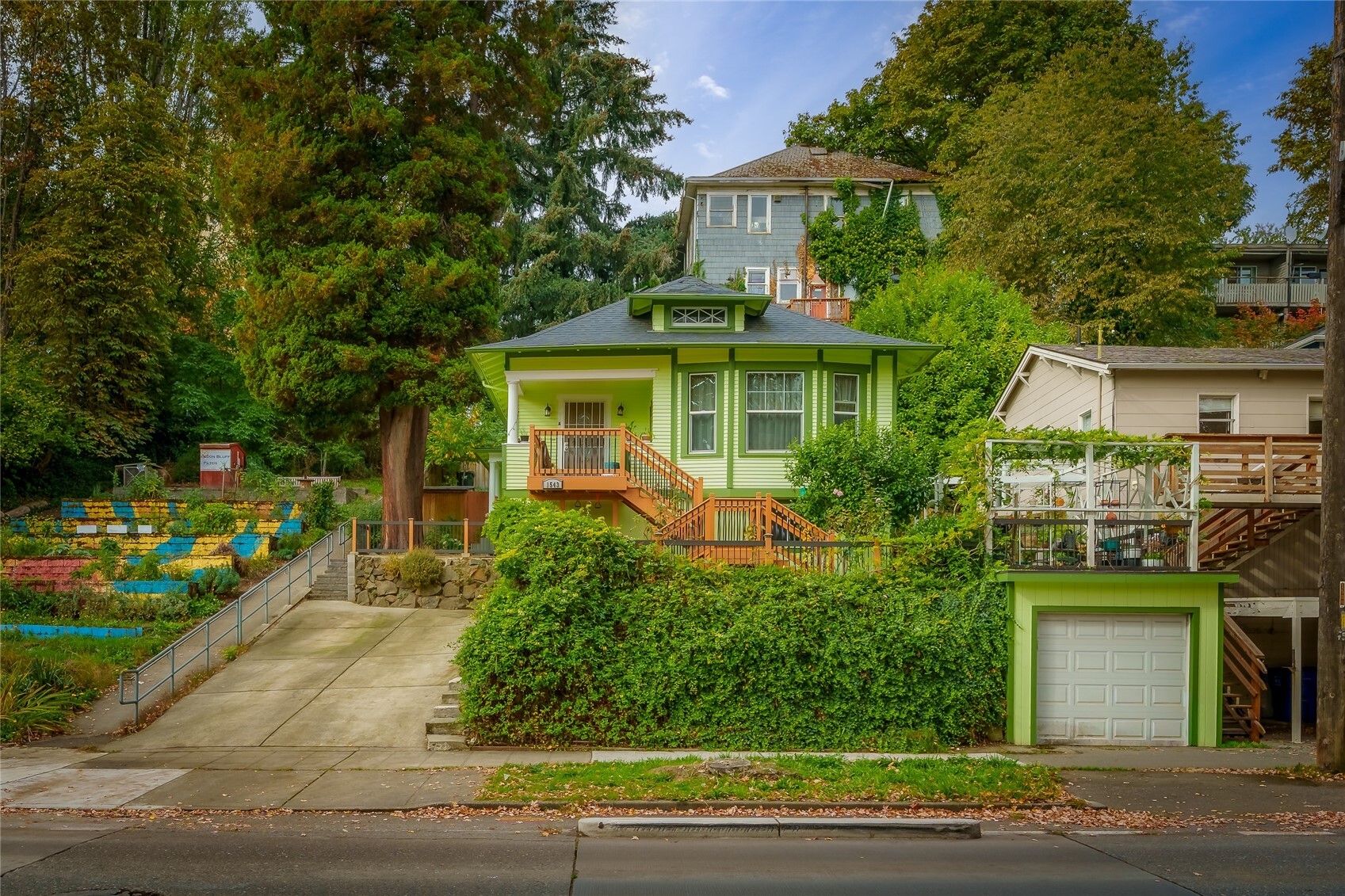 main property photo 31