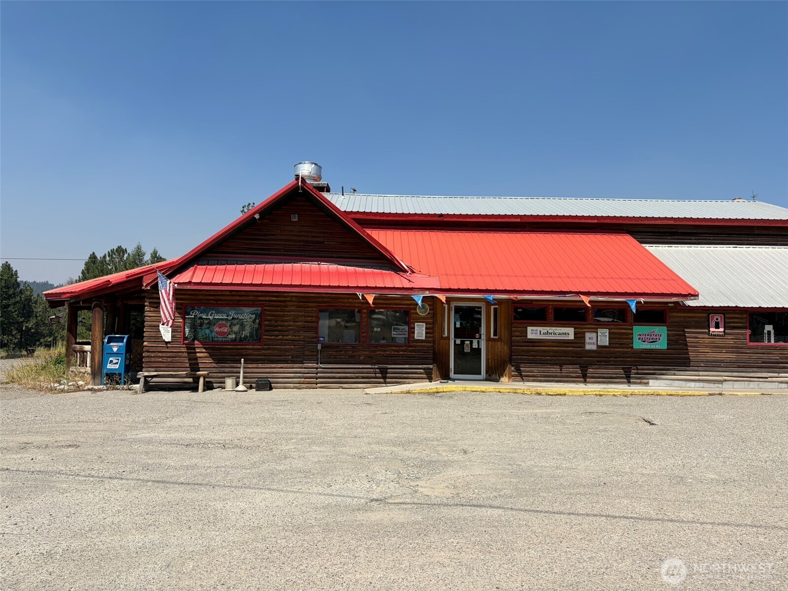 main property photo 0