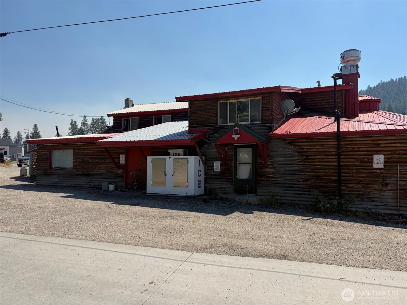 main property photo 33