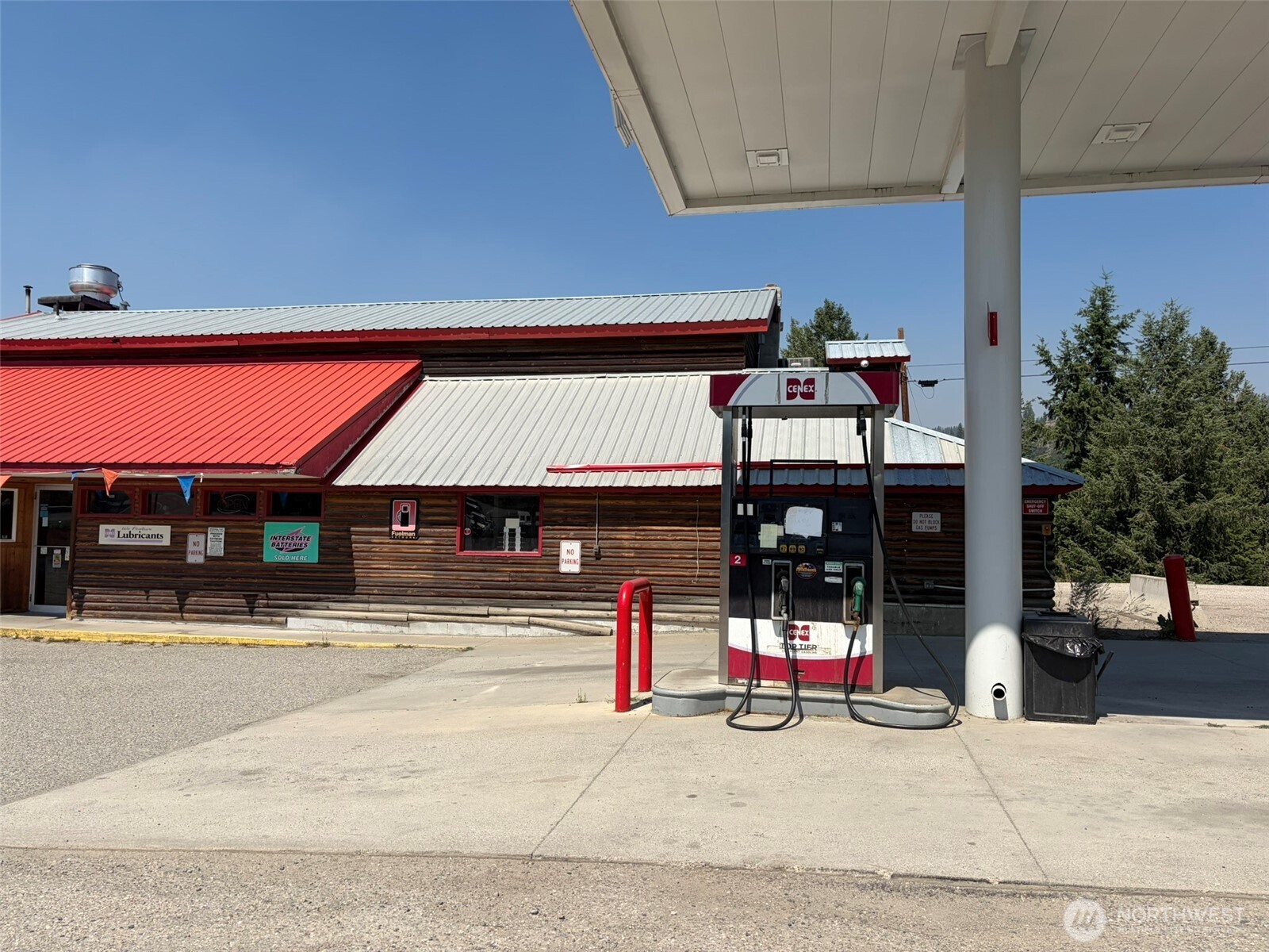 main property photo 4