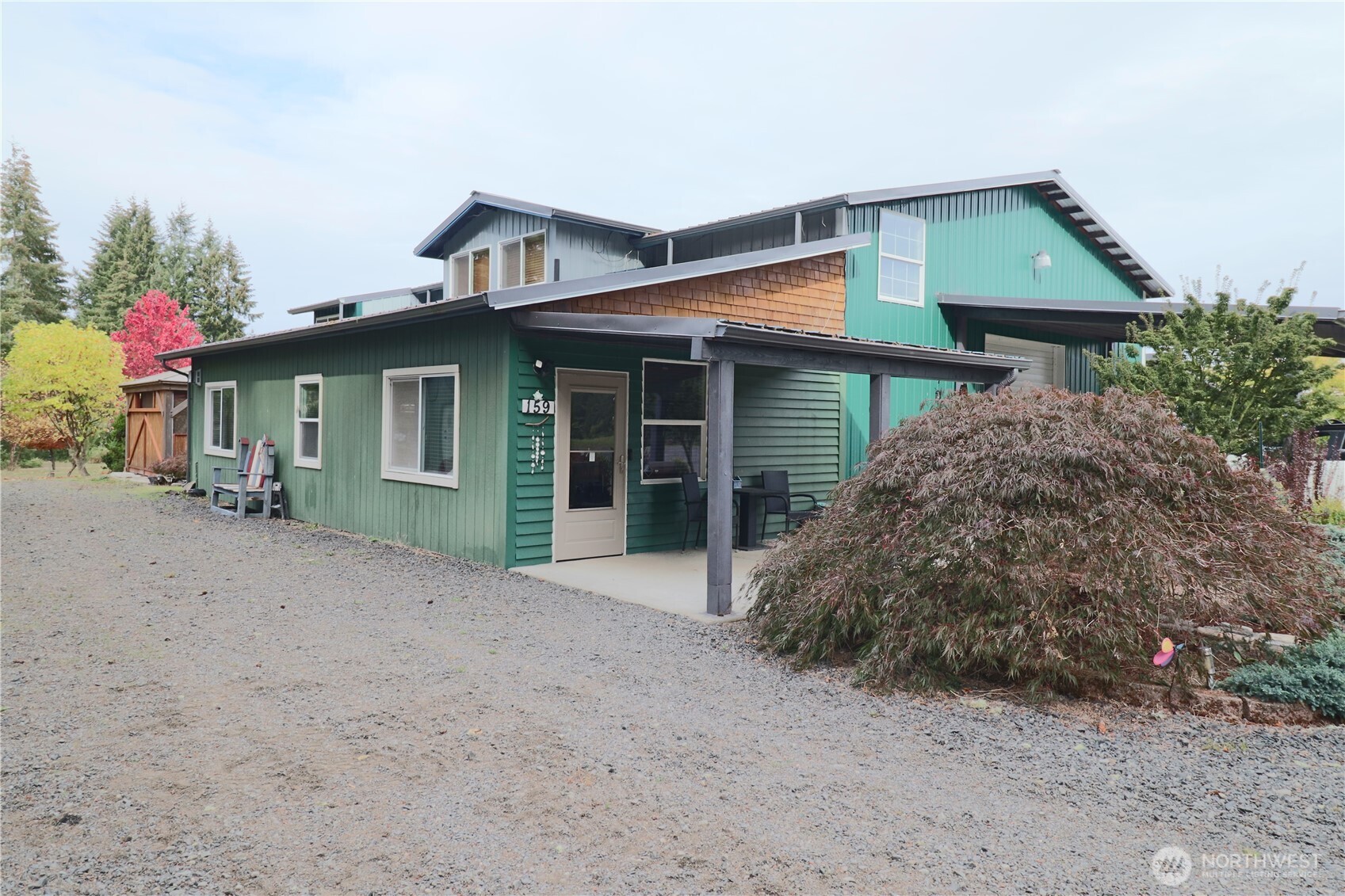 main property photo 8