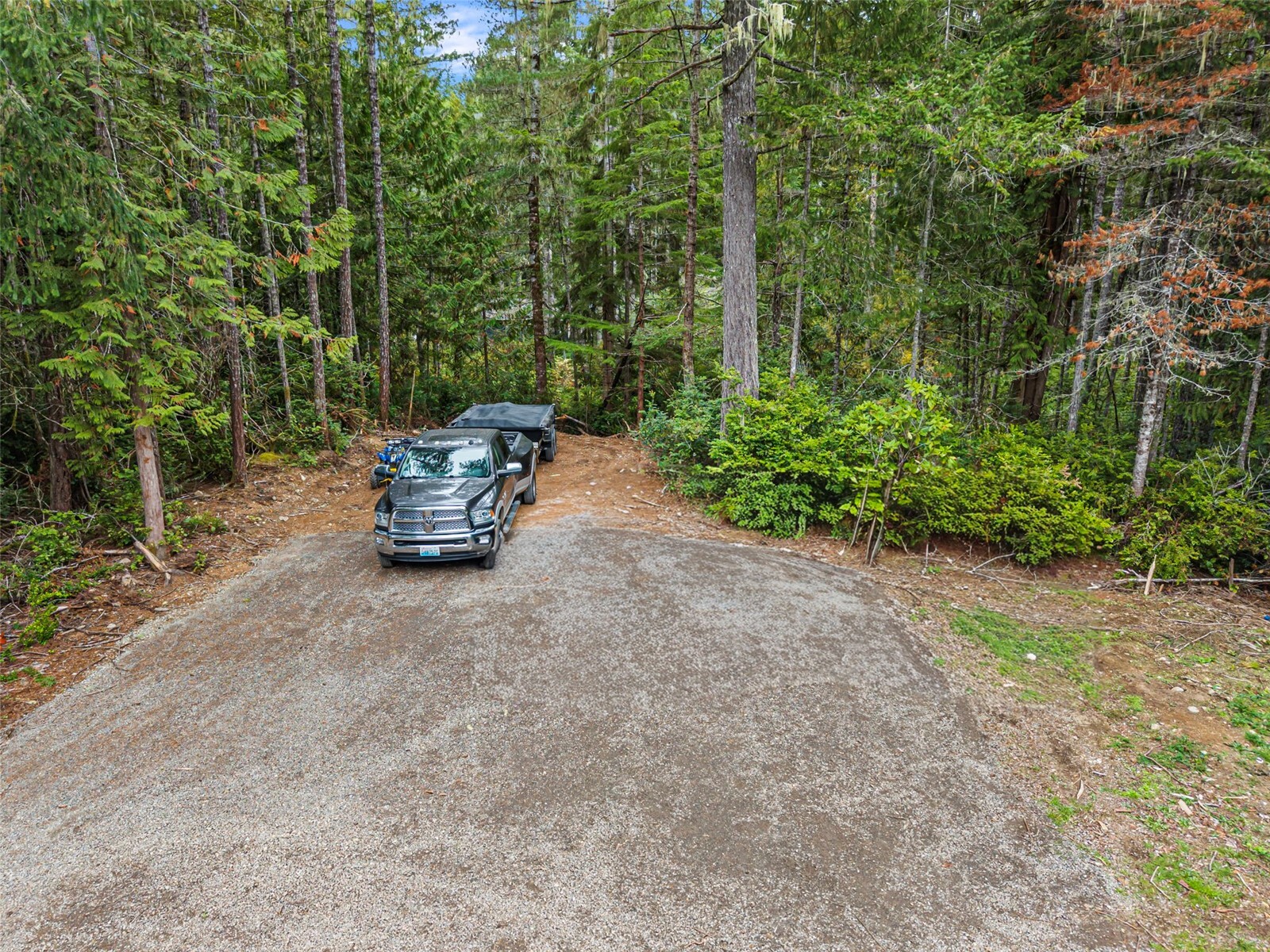 main property photo 27