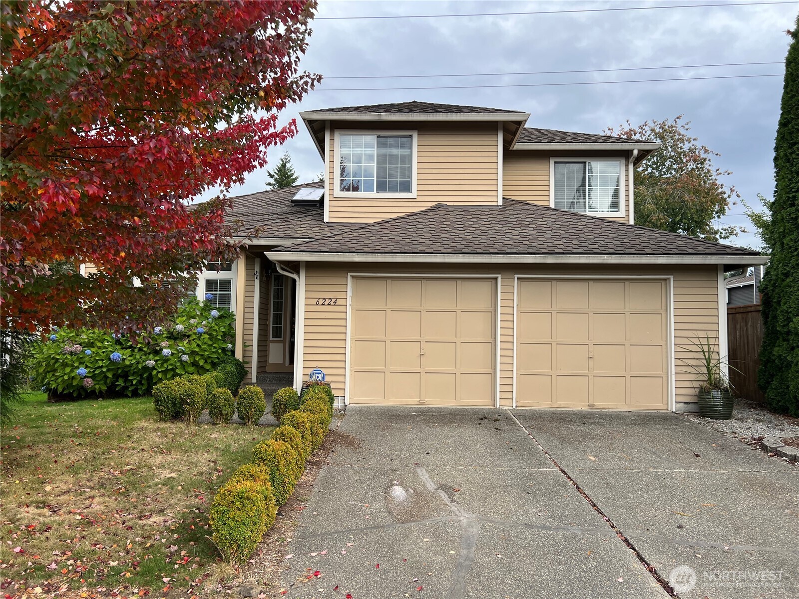 main property photo 0