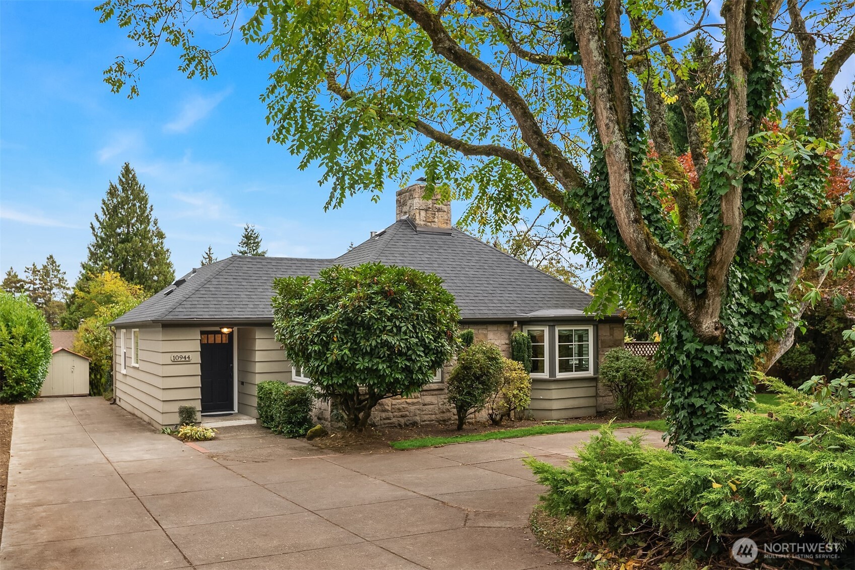 main property photo 33