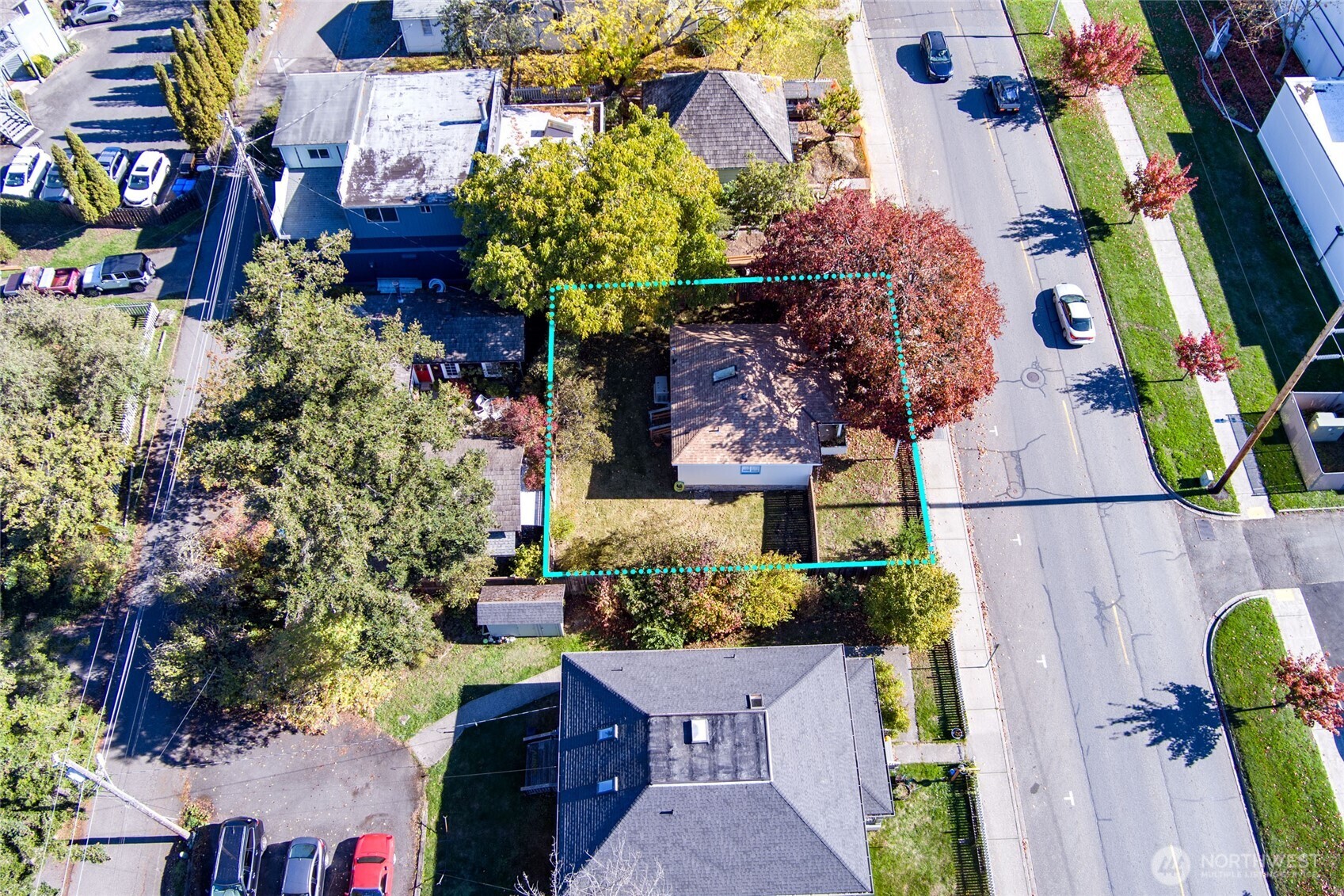 main property photo 24