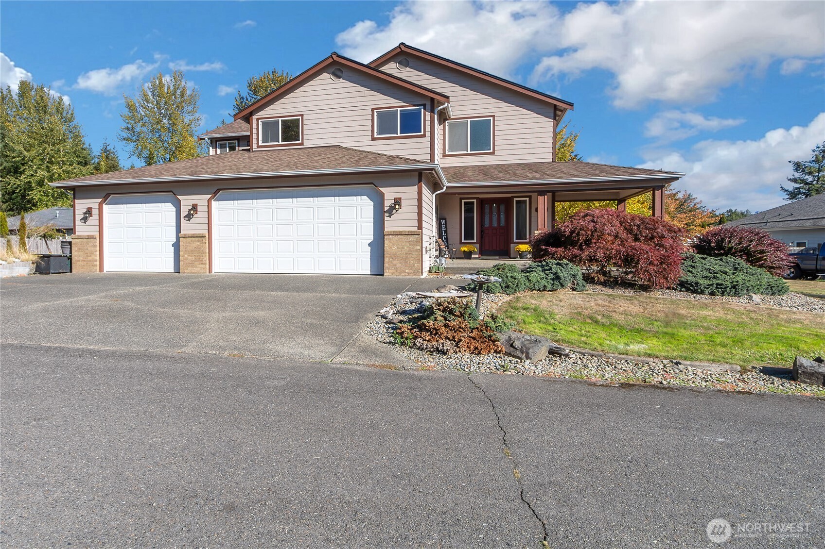 main property photo 0