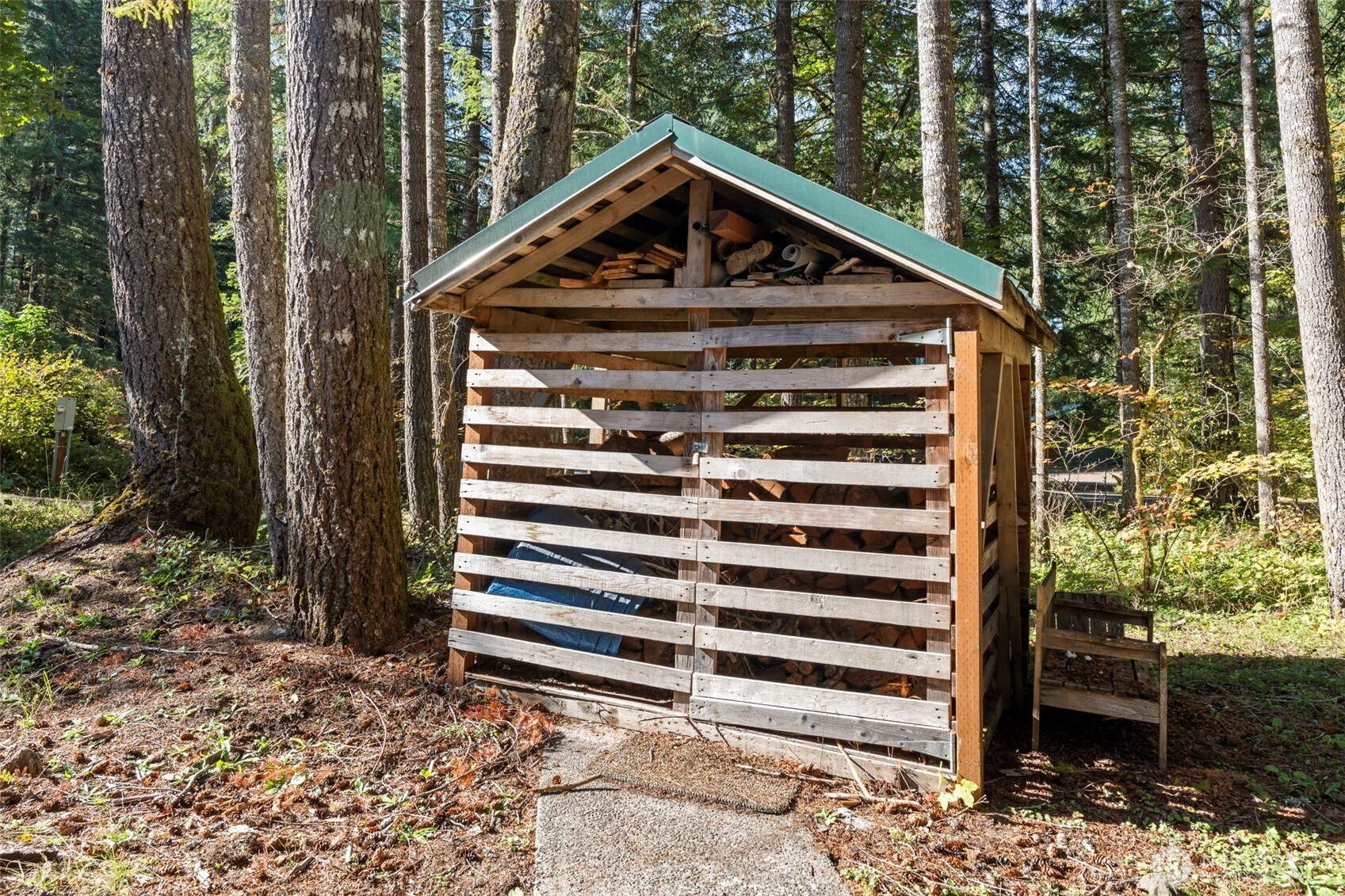 main property photo 21