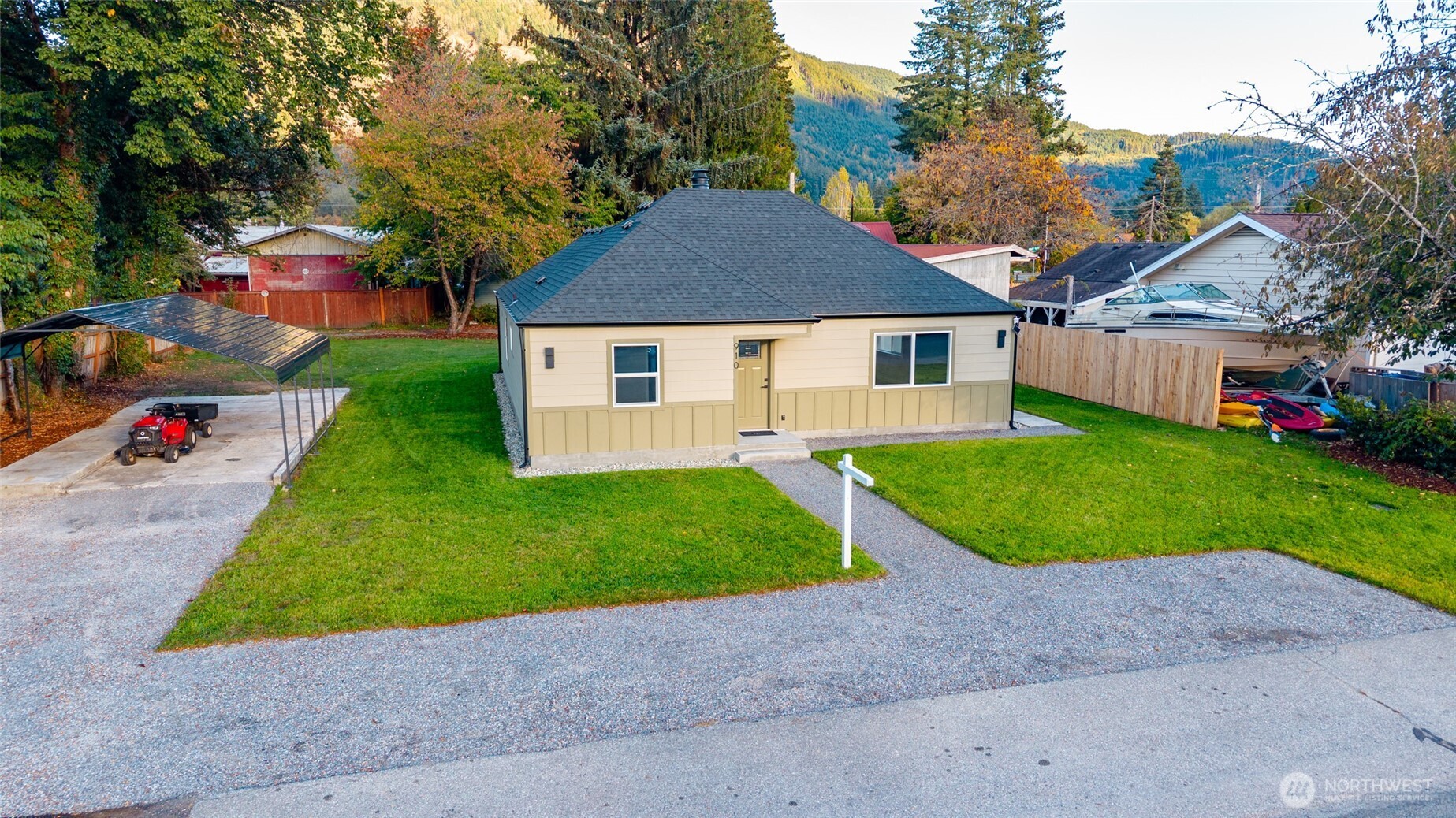 main property photo 0