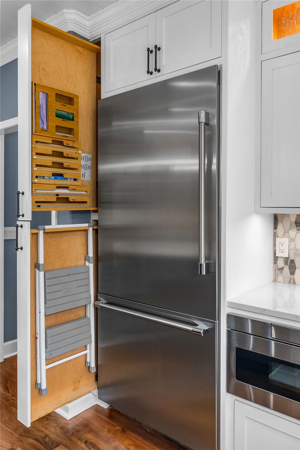 main property photo 18