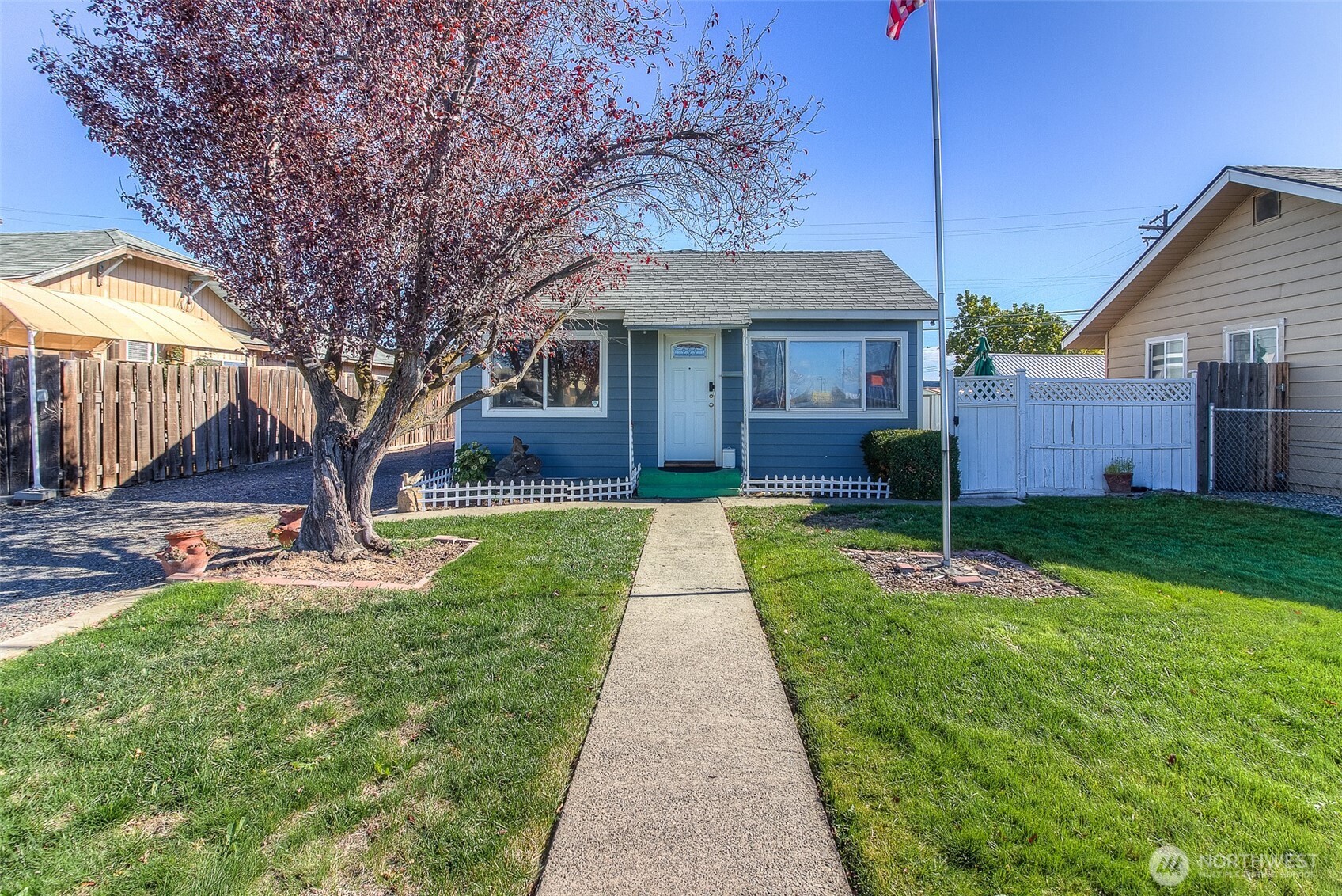 main property photo 0
