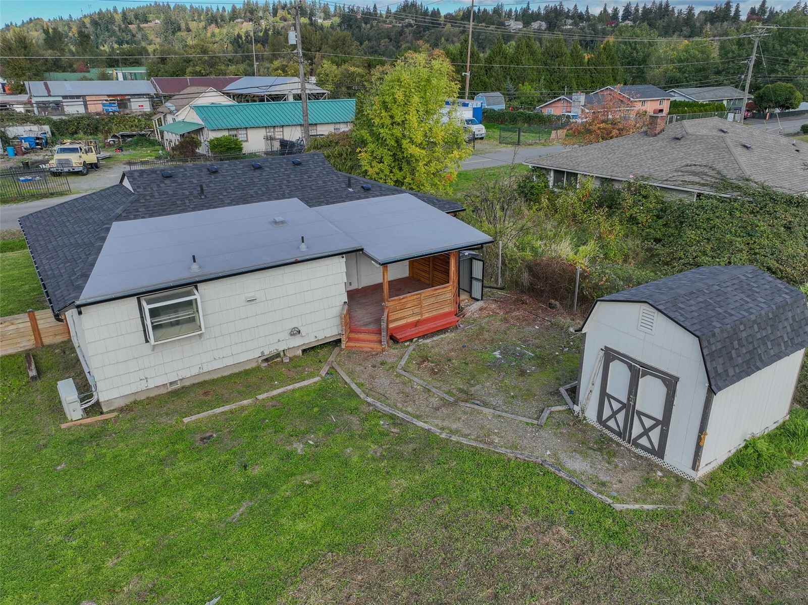 main property photo 22
