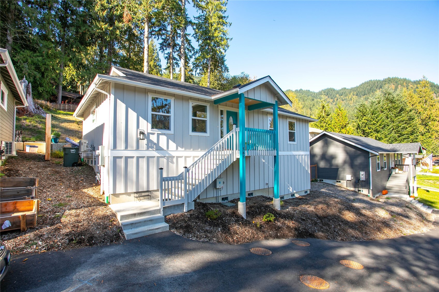 main property photo 0