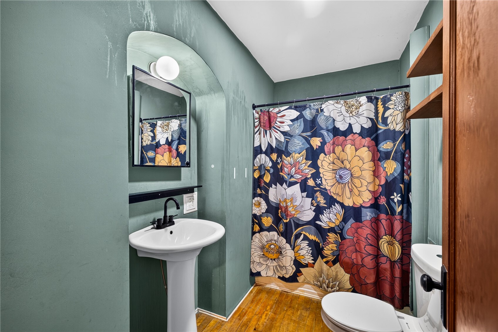 main property photo 16