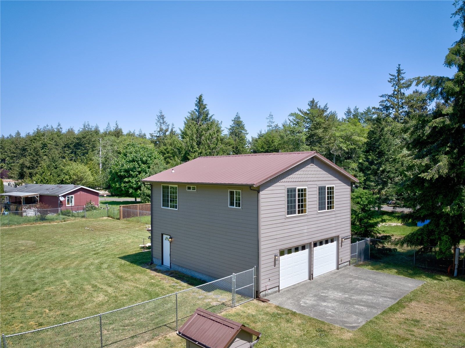 main property photo 0