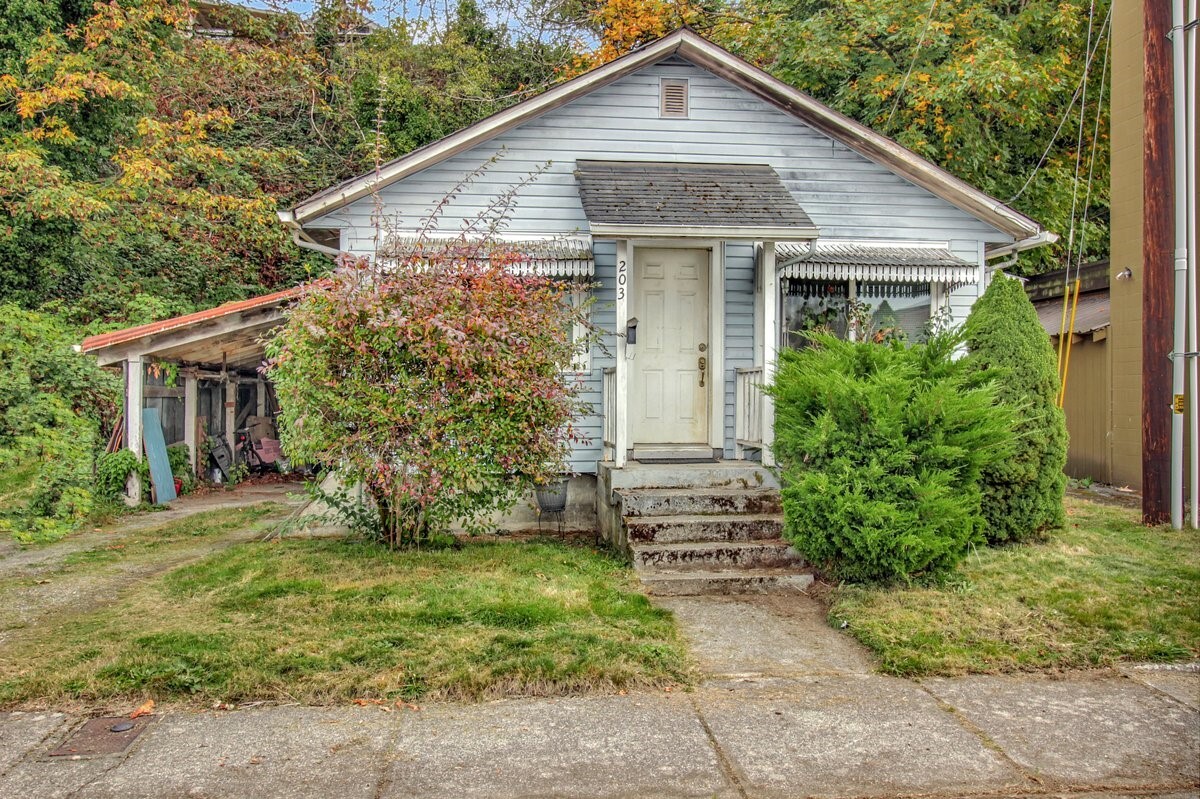 main property photo 0
