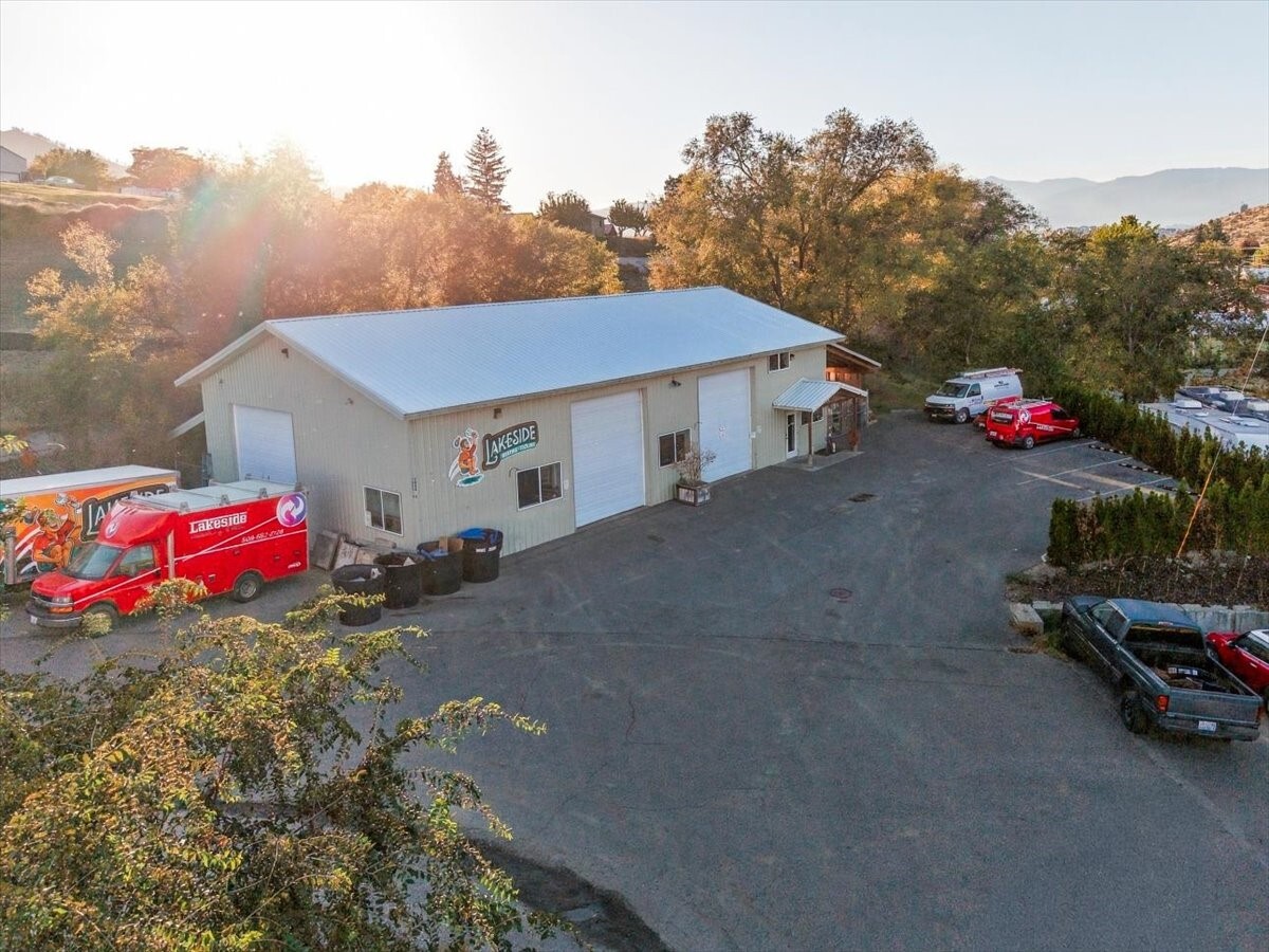 main property photo 0