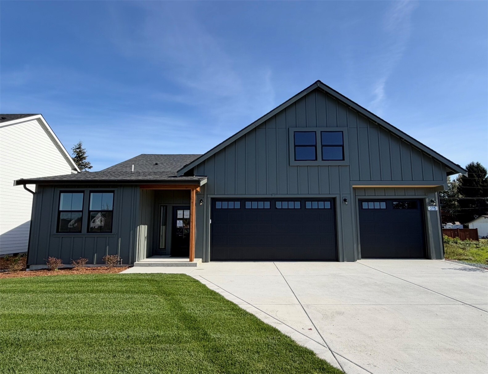 main property photo 0