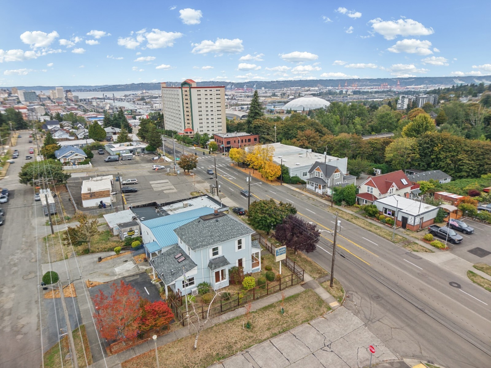 main property photo 38