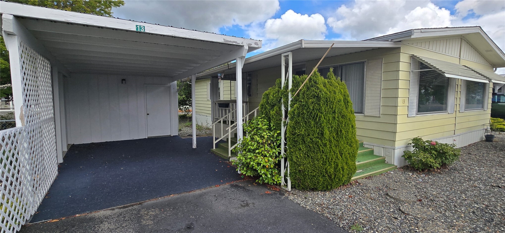 main property photo 0