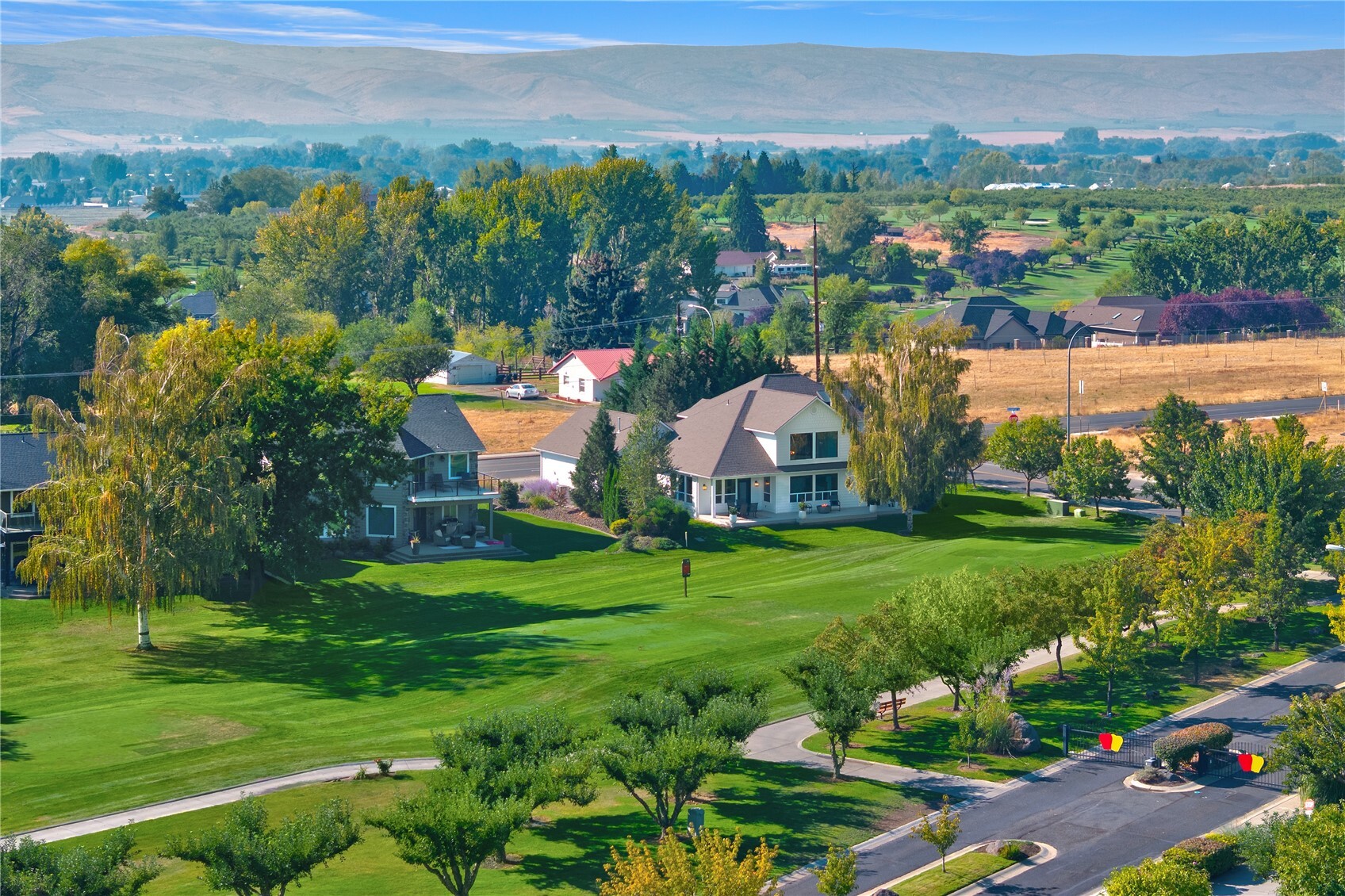main property photo 0
