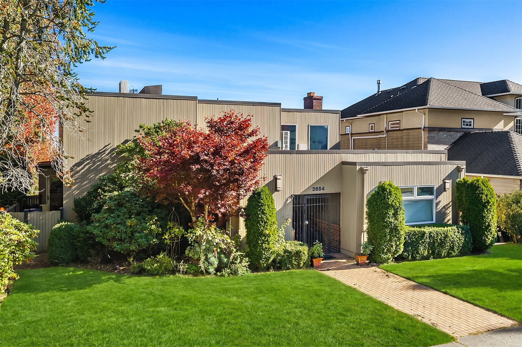 main property photo 0