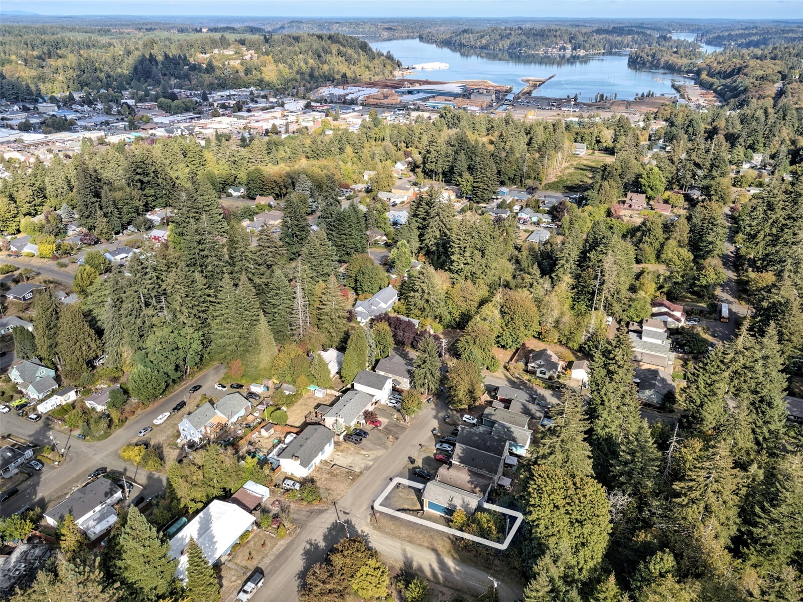 main property photo 23