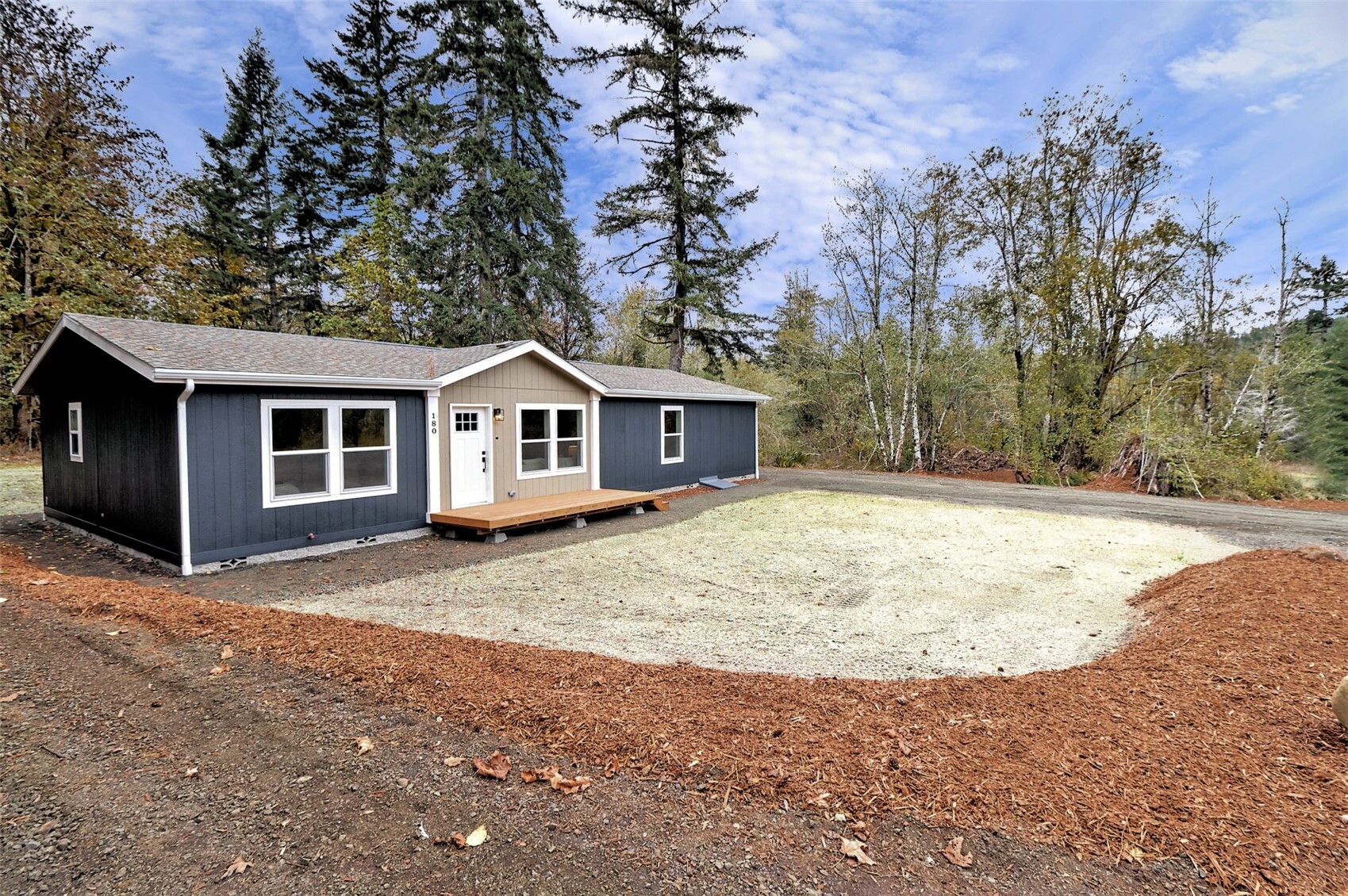 main property photo 0
