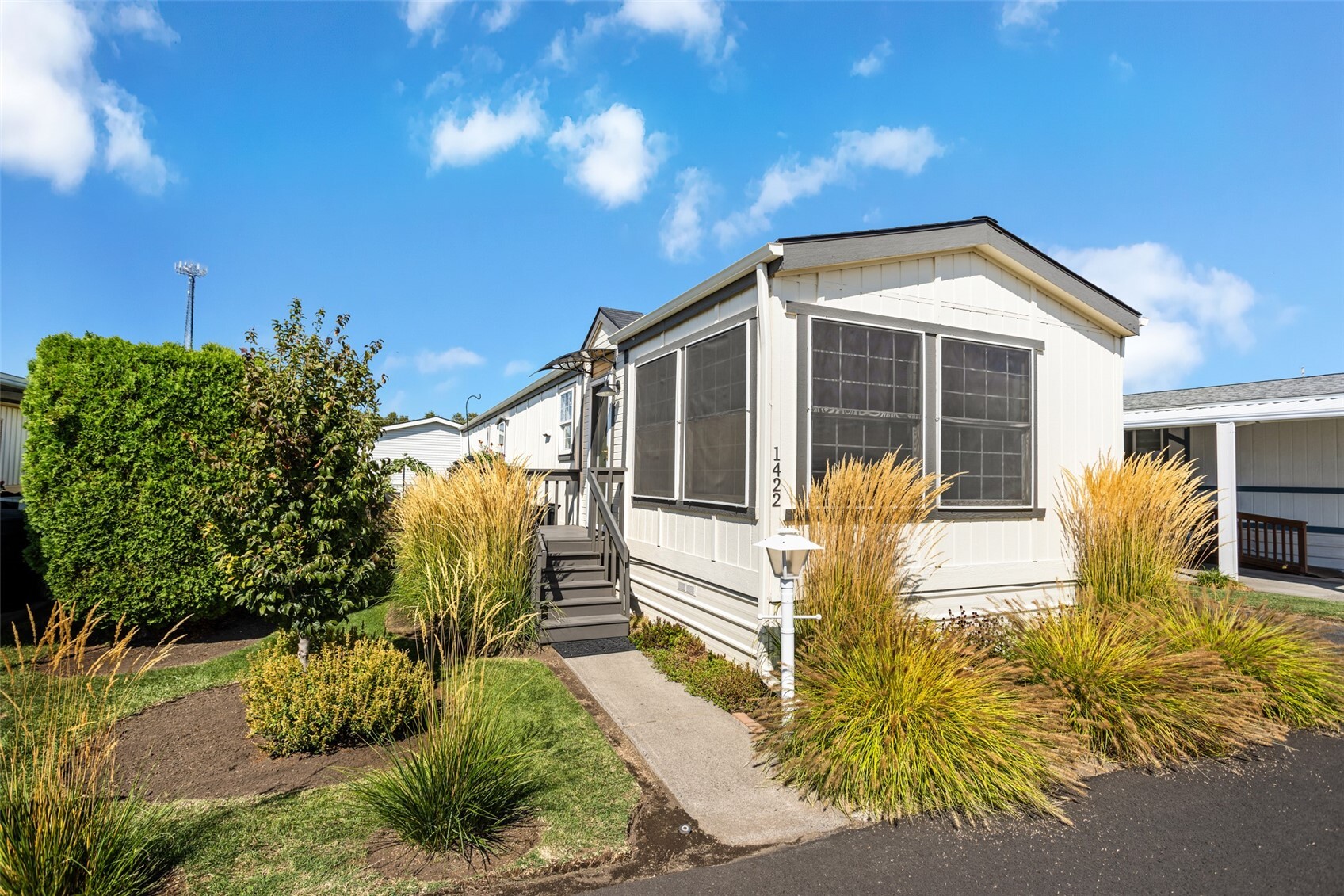 main property photo 0