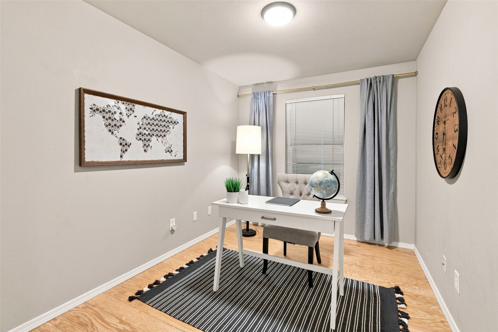 main property photo 27
