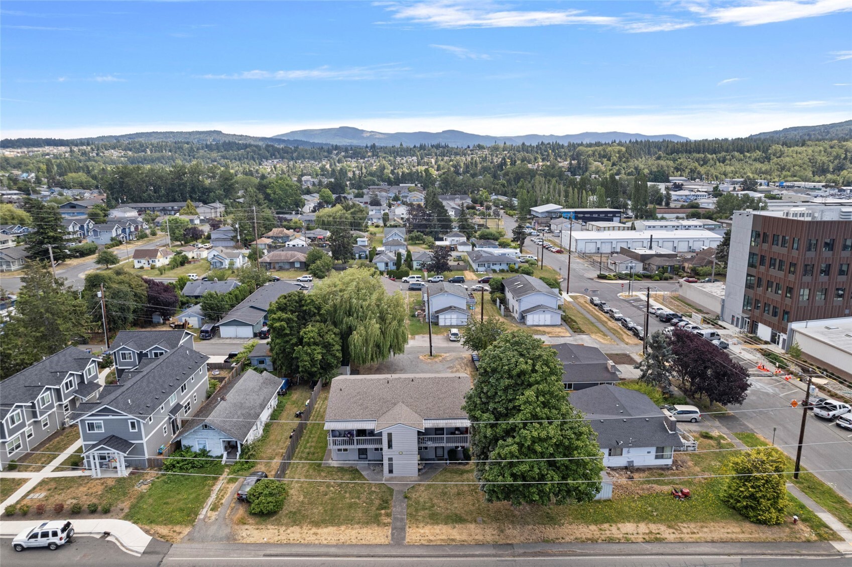 main property photo 34