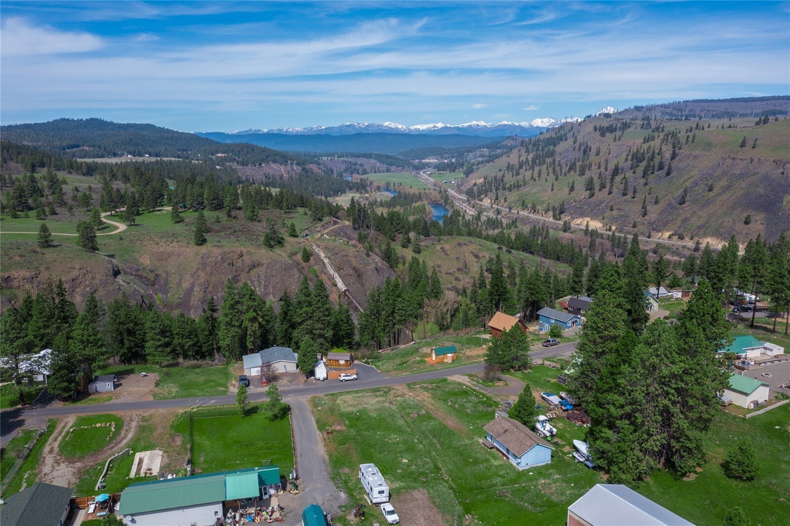 main property photo 12