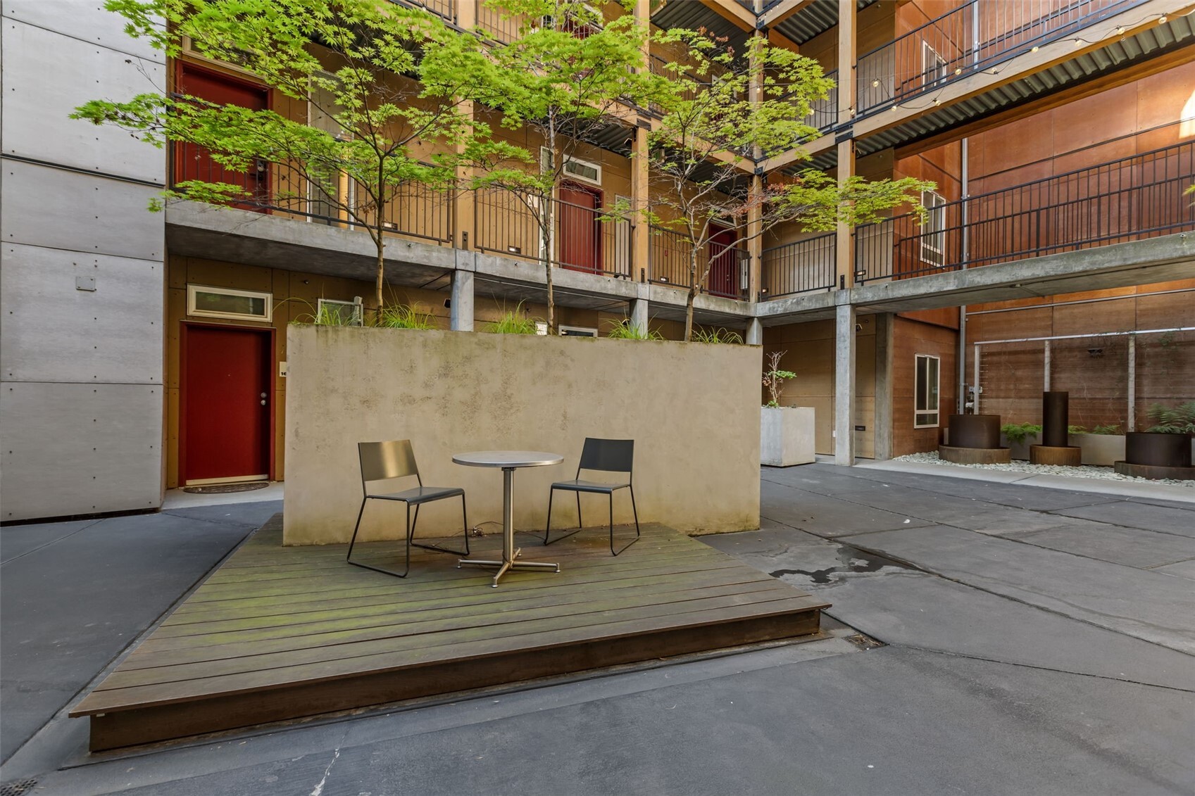 main property photo 14