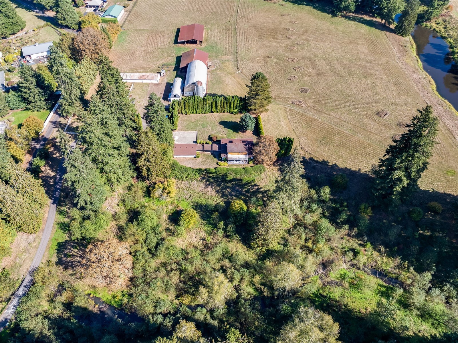 main property photo 31